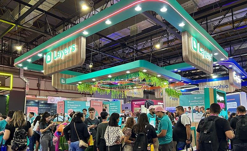 Layers apresenta o SuperApp da educação que conecta escolas a mais de 4 mil soluções educacionais