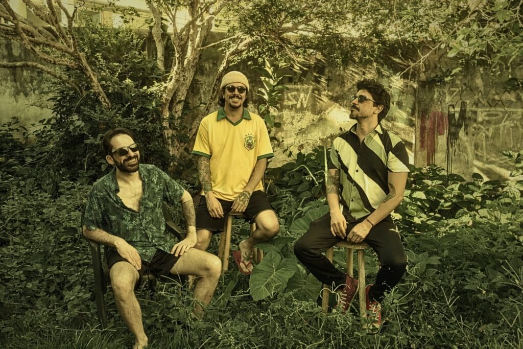 Los Mandi leva laboratório sonoro de ritmos brasileiros e latino-americanos ao Timbre Instrumental