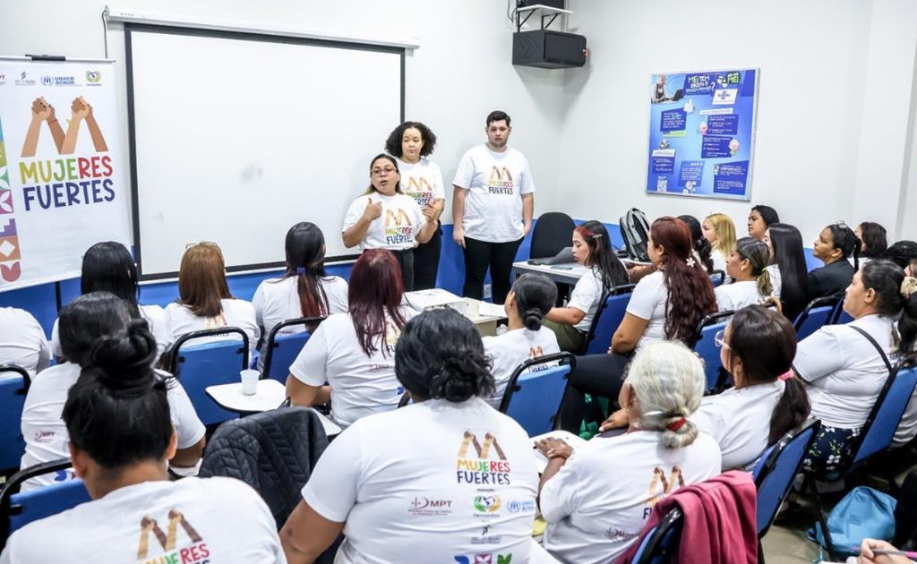 Projeto fortalece o empreendedorismo de 50 mães solos refugiadas e migrantes em Boa Vista